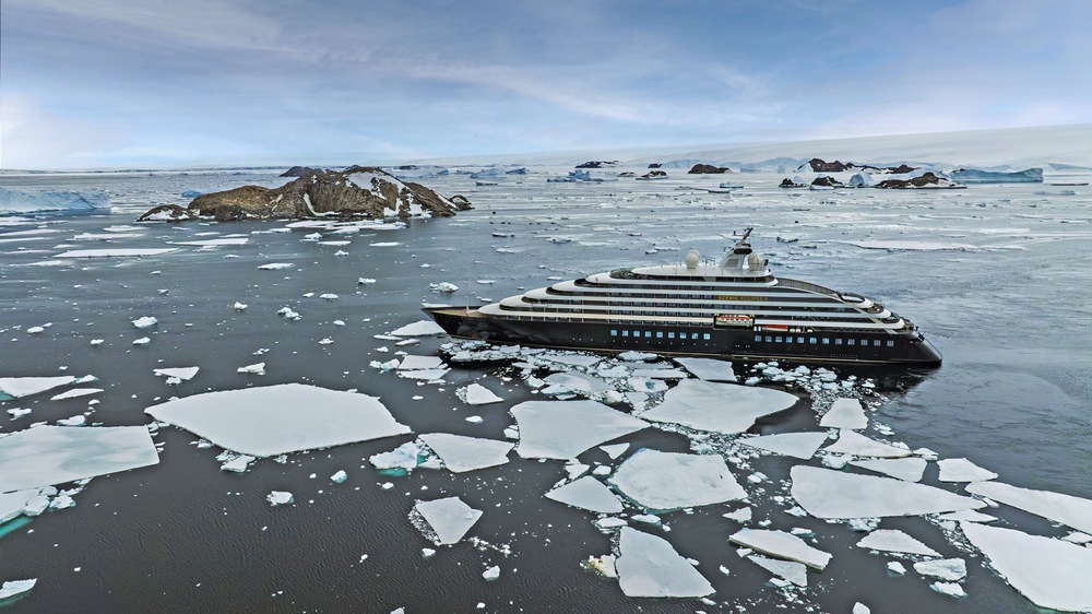 Beyond the Antarctic Circle - Christmas & New Year's Voyage